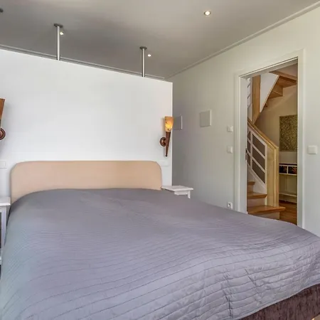 Paula Volkmars Apartment *