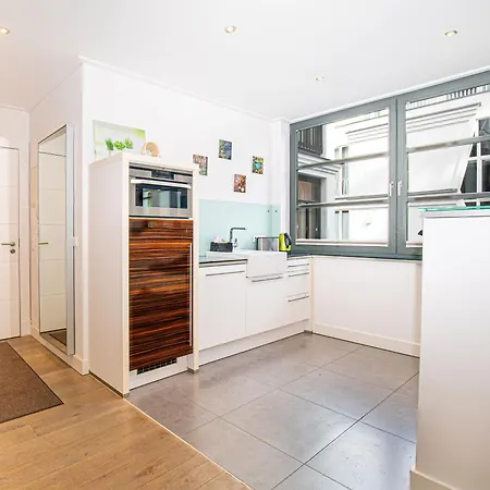 Paula Volkmars Apartment *