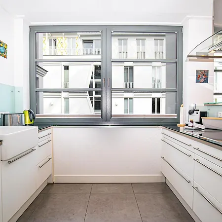 Paula Volkmars Apartment *