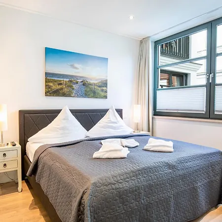 Paula Volkmars Apartment *